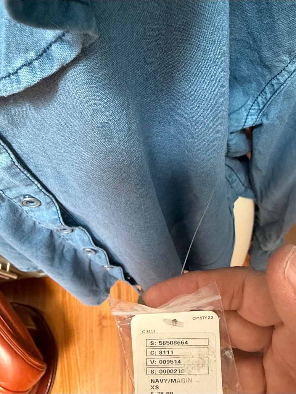 Free people NWT “We The Free “ demin Blue Ruffle-Trim Button-Front Blouse - Picture 6 of 6